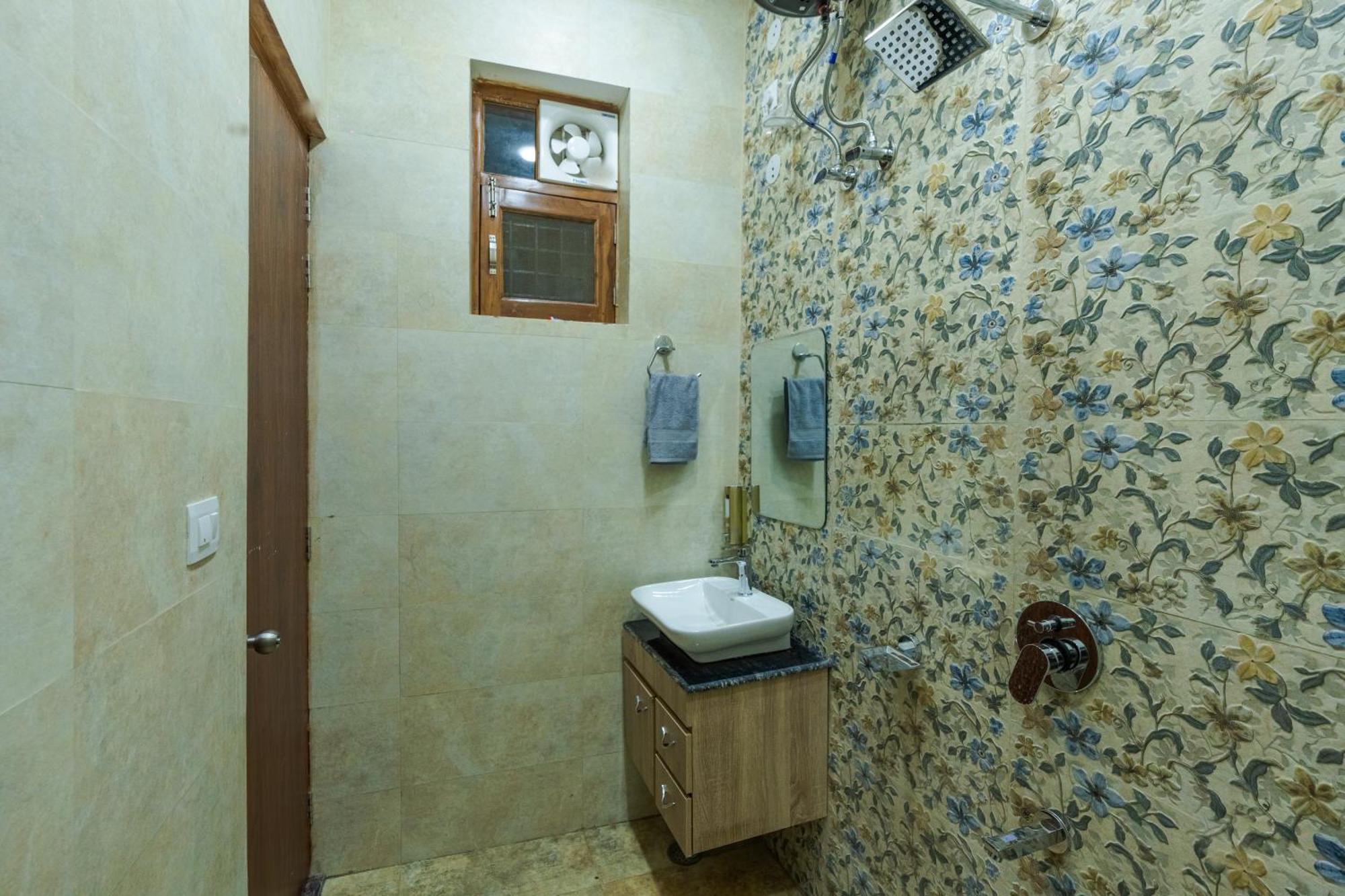 Dhruva - Luxury Villa In Cbd Dehradun Esterno foto